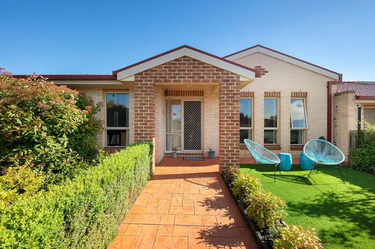 33 Sarre Street, Gungahlin ACT 2912