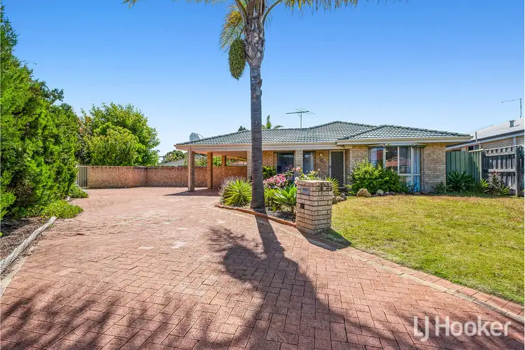 10 Monclair Court, Meadow Springs WA 6210