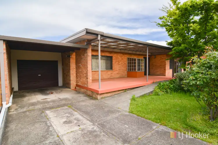 74 Rifle Parade, Lithgow NSW 2790
