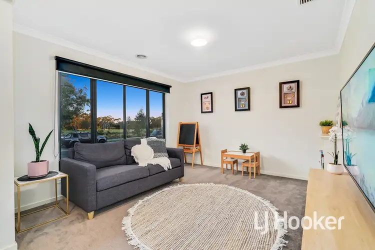 Fifth view of Homely house listing, 19 Vantage Drive, Pakenham VIC 3810