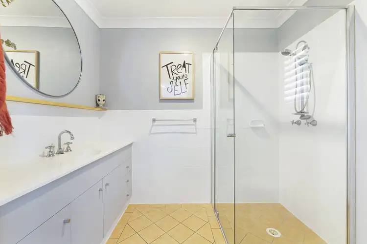 Fourth view of Homely semi-detached listing, 2/21 Ewan Street, Southport QLD 4215