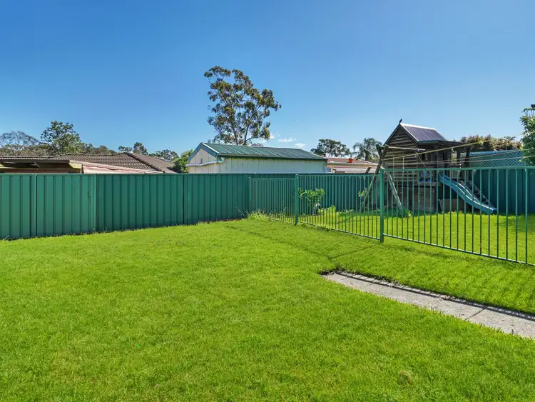 Sixth view of Homely house listing, 35 Fifth Avenue, Macquarie Fields NSW 2564