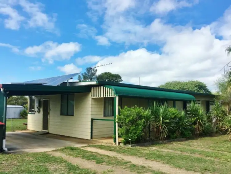 20 Cairns Street, Nanango QLD 4615