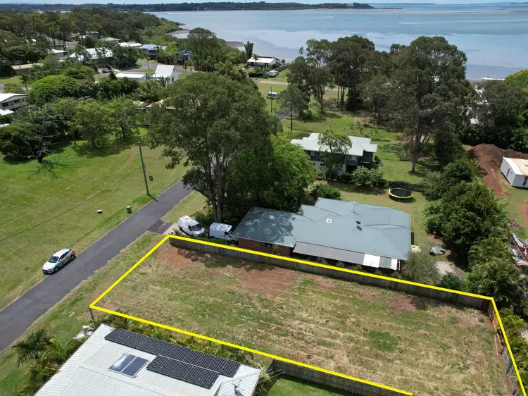 11 Hill Street, Russell Island QLD 4184
