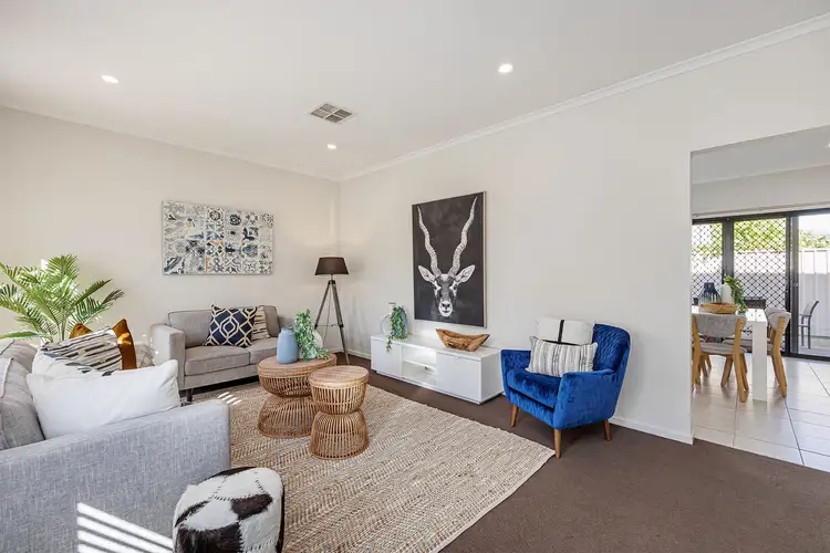 17 Hayman Street