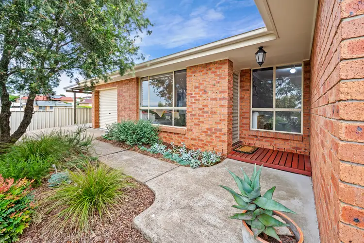 4 Crown Close, Rutherford NSW 2320