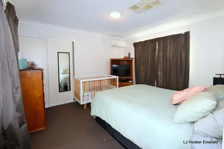 Fifth view of Homely house listing, 10 Vanessa Place, Emerald QLD 4720