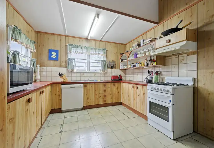 Fifth view of Homely house listing, 8 Short Street, Esk QLD 4312