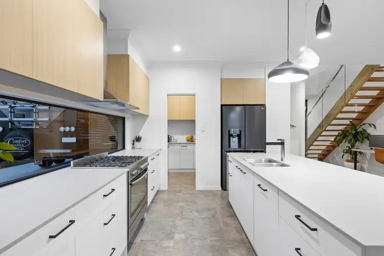 Second view of Homely house listing, 9 Weir Street, Thornlands QLD 4164