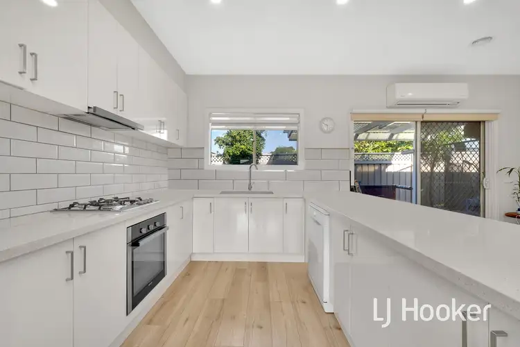 Sixth view of Homely unit listing, 2/50 Ivan Crescent, Hampton Park VIC 3976