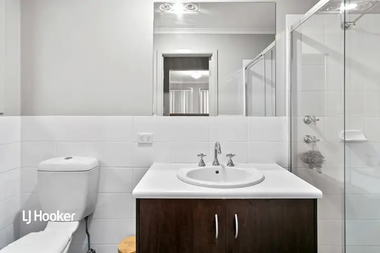 Fourth view of Homely house listing, 8 Neilson Court, Munno Para West SA 5115