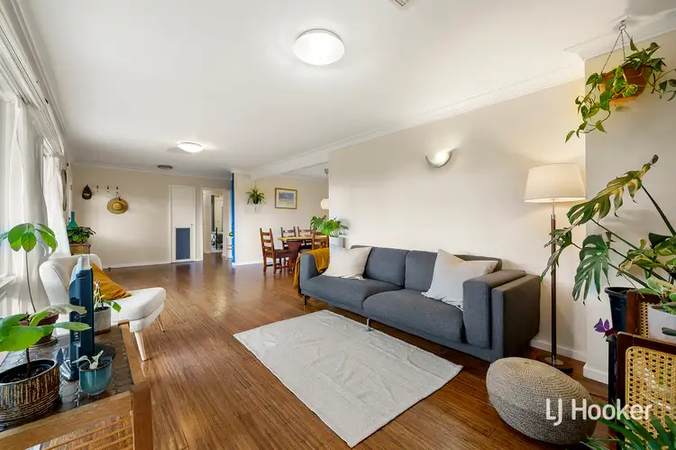Second view of Homely house listing, 40 Herschell Circuit, Flynn ACT 2615