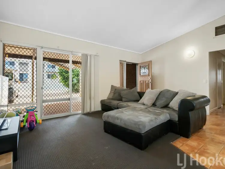 Second view of Homely house listing, 33 Kestral Way, Bulgarra WA 6714