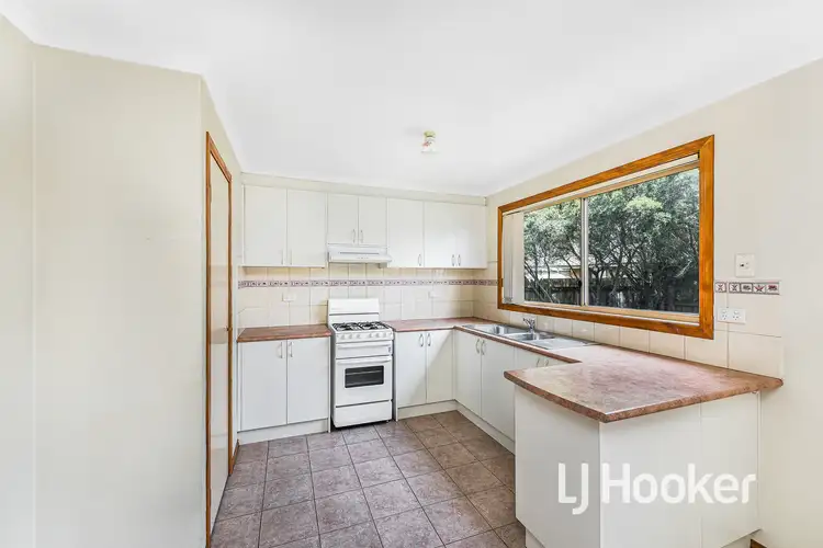 Fifth view of Homely house listing, 7 Stella Place, Pakenham VIC 3810