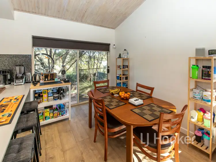 Seventh view of Homely semi-detached listing, 2/3 Terry Court, Araluen NT 870