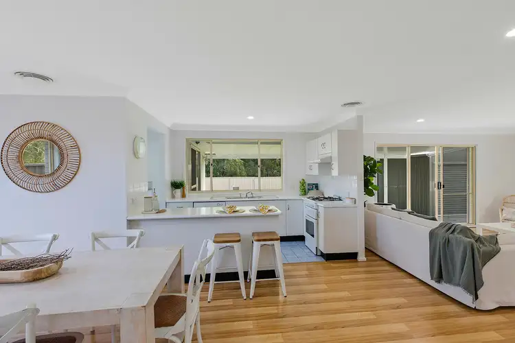 Fifth view of Homely house listing, 15 Vaughan Close, Killarney Vale NSW 2261