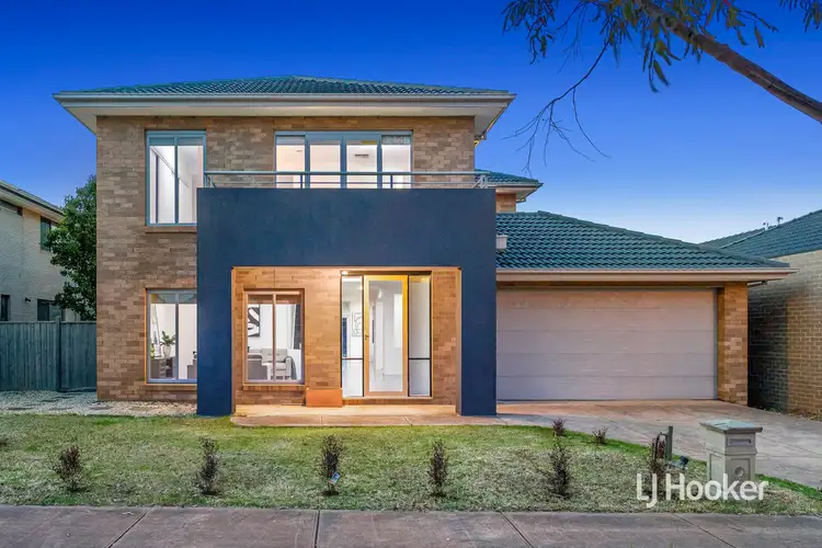 12 Solero Parade, Sanctuary Lakes VIC 3030