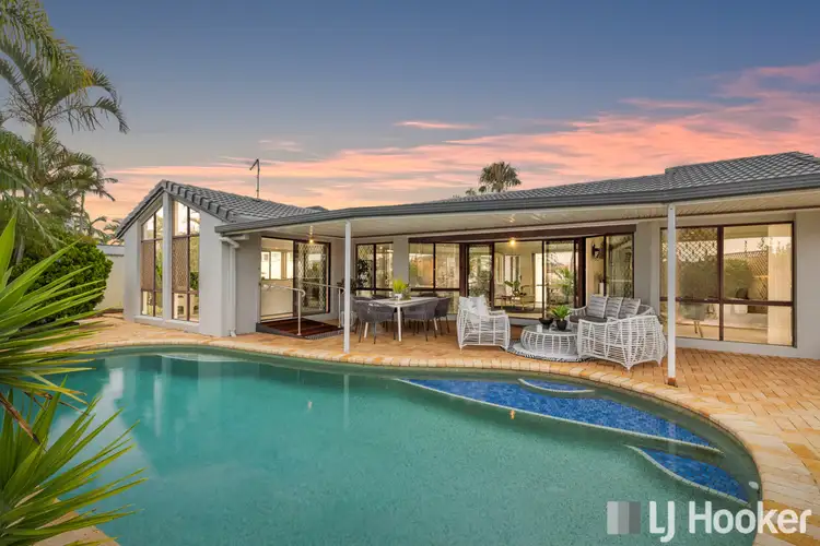 12 Captains Court, Raby Bay QLD 4163