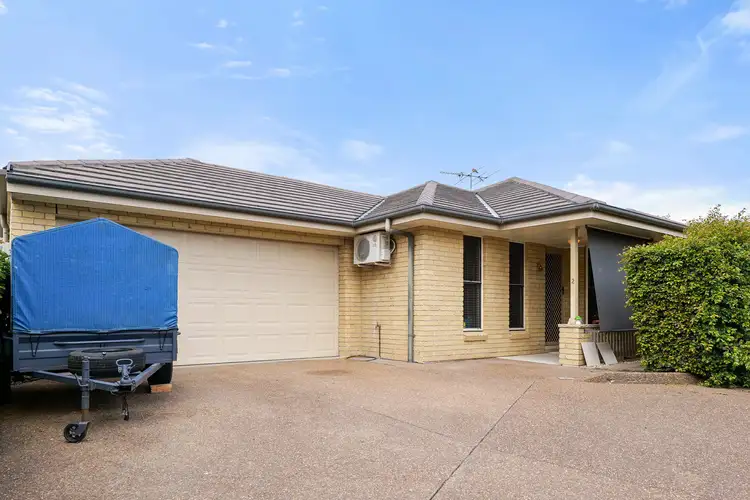Main view of Homely villa listing, 2/14 Pioneer Road, Singleton NSW 2330