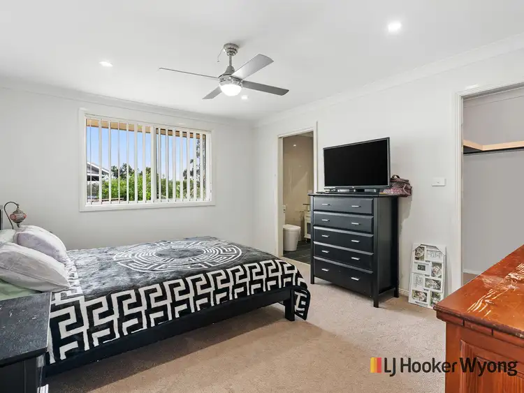 Fifth view of Homely house listing, 18 Weaver Crescent, Watanobbi NSW 2259