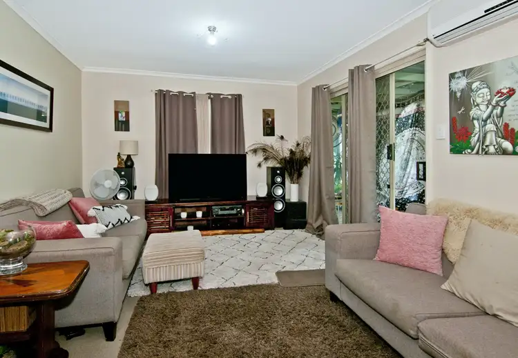Fifth view of Homely unit listing, 8 Poplar Crescent, Stapylton QLD 4207