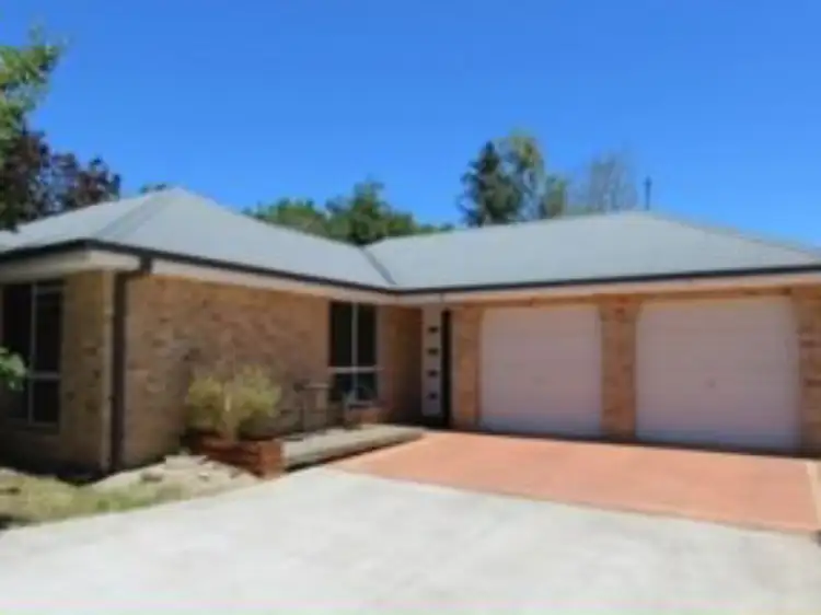 6c Kefford St, Bathurst NSW 2795