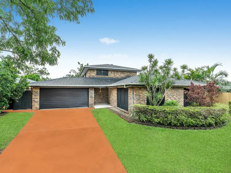 4 Wyncroft Street, Holland Park QLD 4121