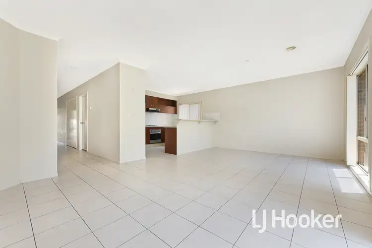 Fourth view of Homely house listing, 18 Melzak Way, Berwick VIC 3806
