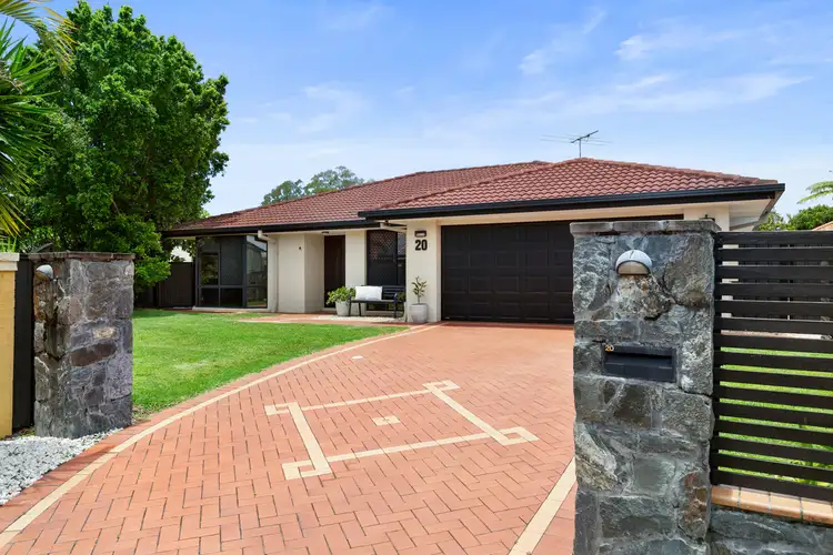 20 Gladebourne Crescent, Victoria Point QLD 4165