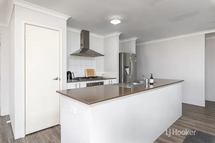 Sixth view of Homely house listing, 8 Solstice Way, Australind WA 6233