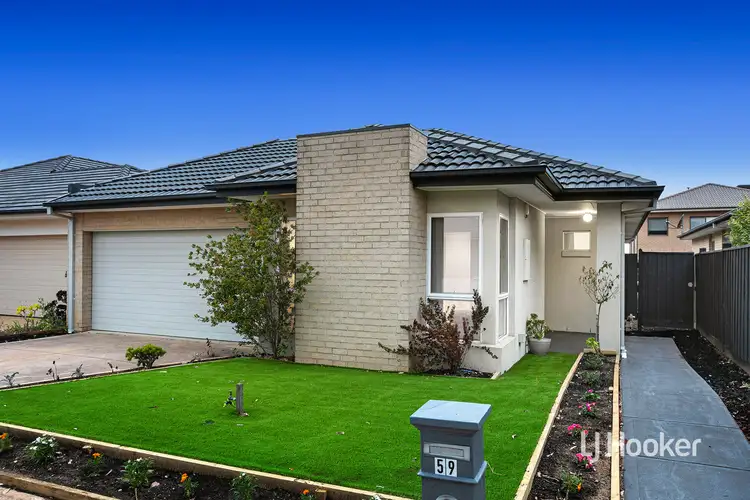 59 Beachview Parade, Sanctuary Lakes VIC 3030