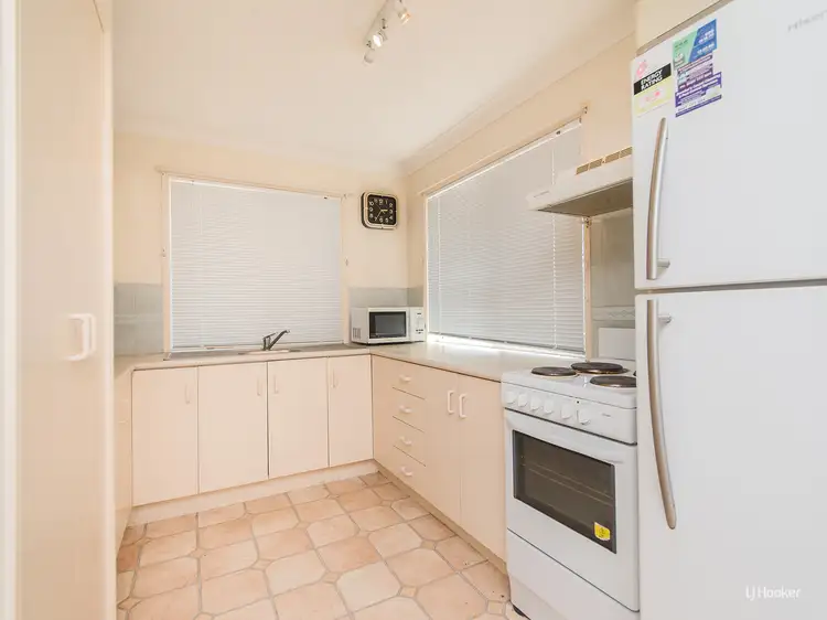 Sixth view of Homely unit listing, 1/158 Stanley Street, Allenstown QLD 4700