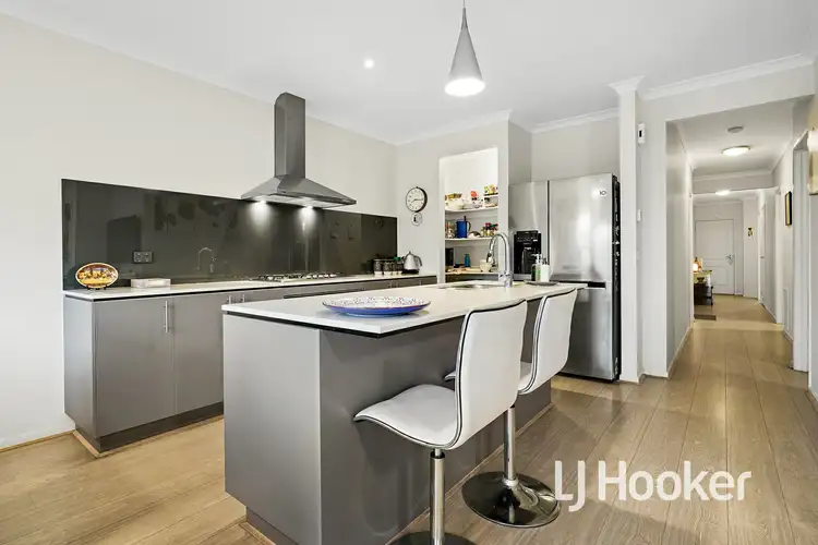 Fifth view of Homely house listing, 20 Canmore Street, Cranbourne East VIC 3977