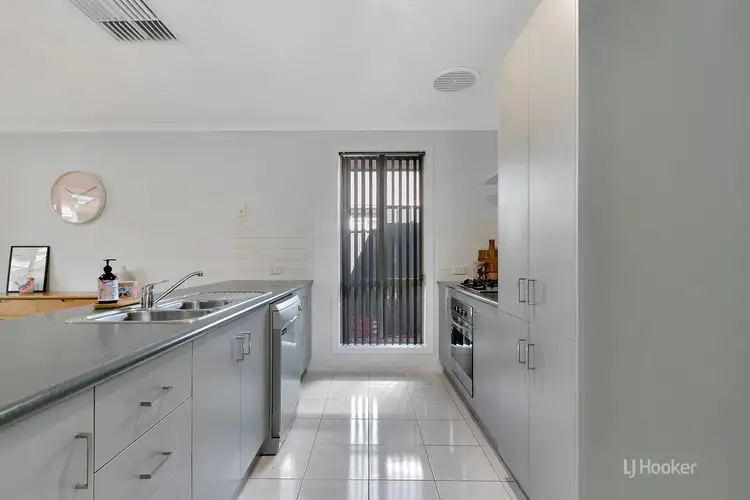 Fifth view of Homely house listing, 2 Stringy Bark Court, Munno Para West SA 5115
