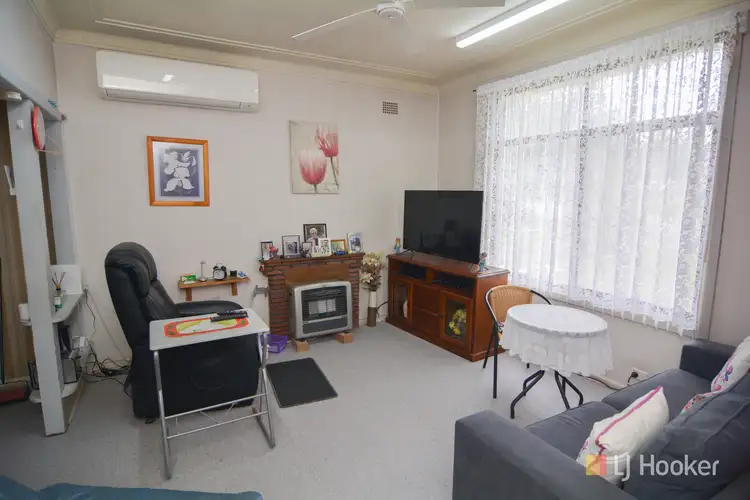 Fifth view of Homely house listing, 6 Caroline Avenue, Lithgow NSW 2790