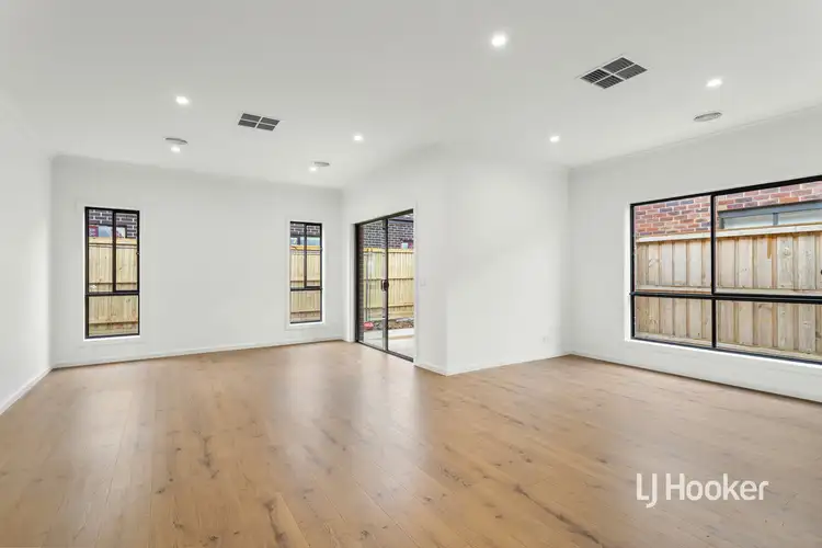 Sixth view of Homely house listing, 8 Trijena Aveune, Mickleham VIC 3064