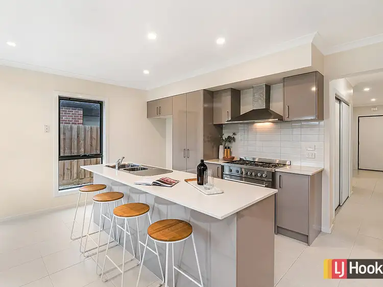 Second view of Homely house listing, 10 Sandridge Way, Wallan VIC 3756