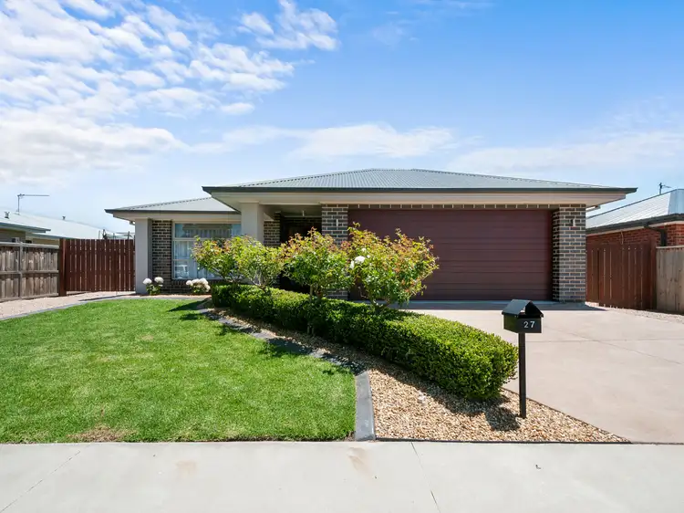Main view of Homely house listing, 27 Shannon Boulevard, Bairnsdale VIC 3875