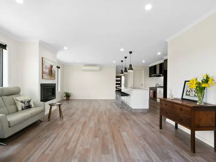 Sixth view of Homely house listing, 27 Shannon Boulevard, Bairnsdale VIC 3875