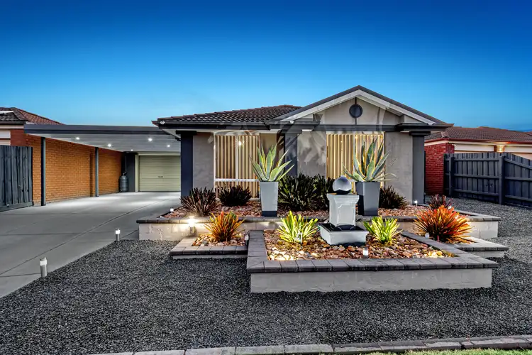 35 Lochard Terrace, Narre Warren South VIC 3805