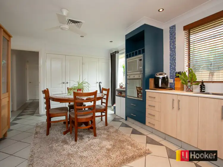 Fifth view of Homely house listing, 16 Waree Drive, Hillvue NSW 2340
