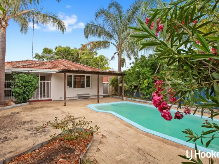 Main view of Homely house listing, 5 Munden Place, Kelmscott WA 6111