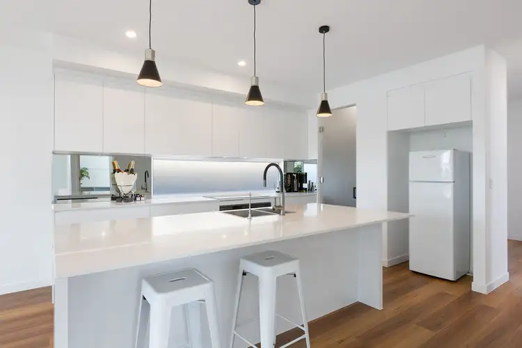 Fifth view of Homely house listing, 32 Montrose Parade, Wynnum West QLD 4178