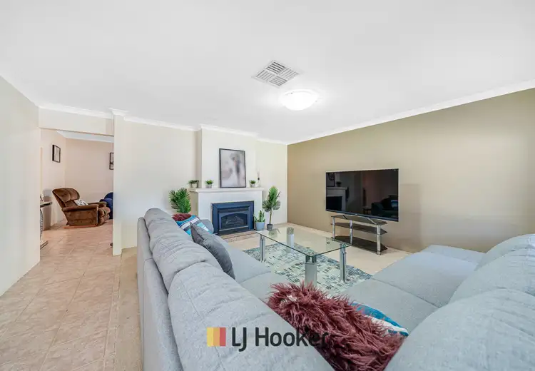 17 Nirimba Close, South Guildford WA 6055