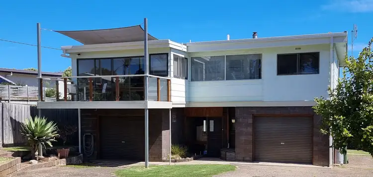 81 Capes Road, Lakes Entrance VIC 3909