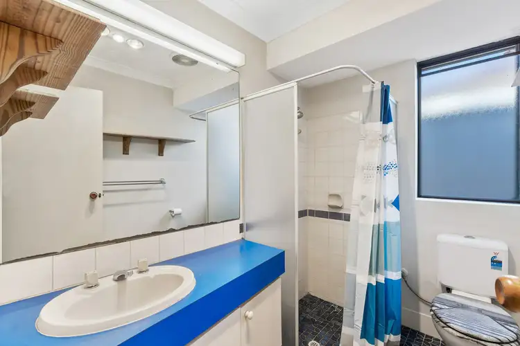 Seventh view of Homely house listing, 8 Renou Way, Bateman WA 6150