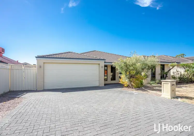 14 Dupont Way, Canning Vale WA 6155