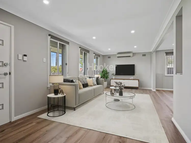 Second view of Homely house listing, 7 Selwyn Place, Cartwright NSW 2168