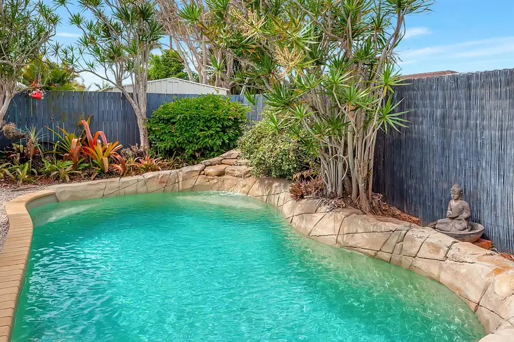 Fifth view of Homely semi-detached listing, 2/86 Dawn Parade, Miami QLD 4220