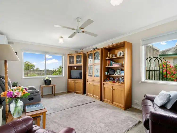Third view of Homely house listing, 3 Moon Court, Bairnsdale VIC 3875